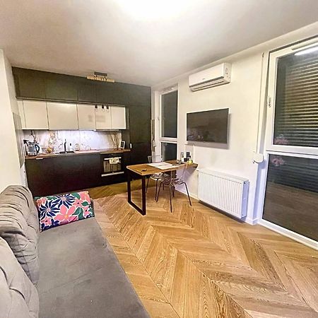Garden Apartment Self Check-In - Bezkluczowy Dostep W 10 Minut O Kazdej Porze Kraków Eksteriør billede